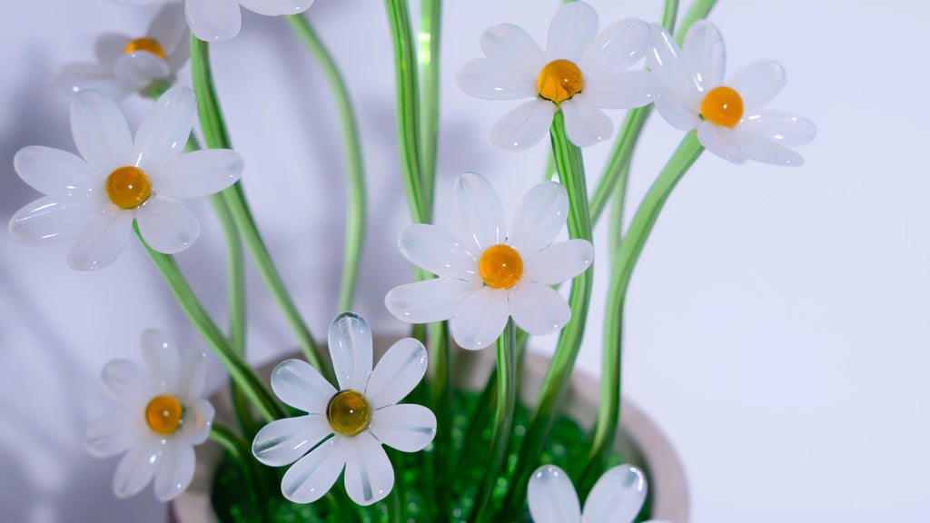White Liuli Crystal Daisy Bonsai（Vitality and Hope）