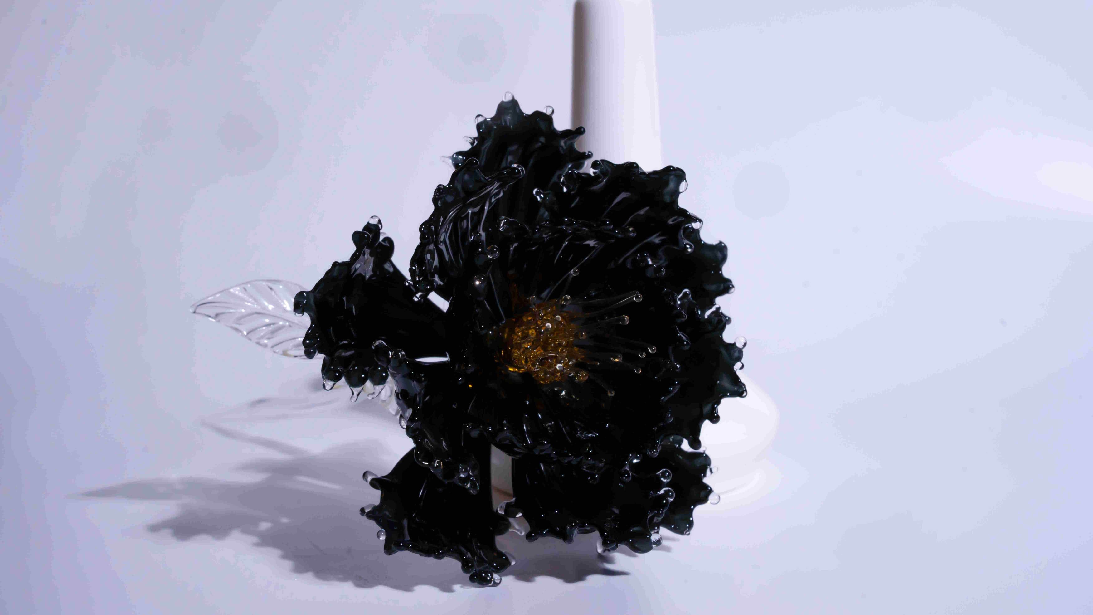 Black Liuli Crystal Peony（Business Thriving）