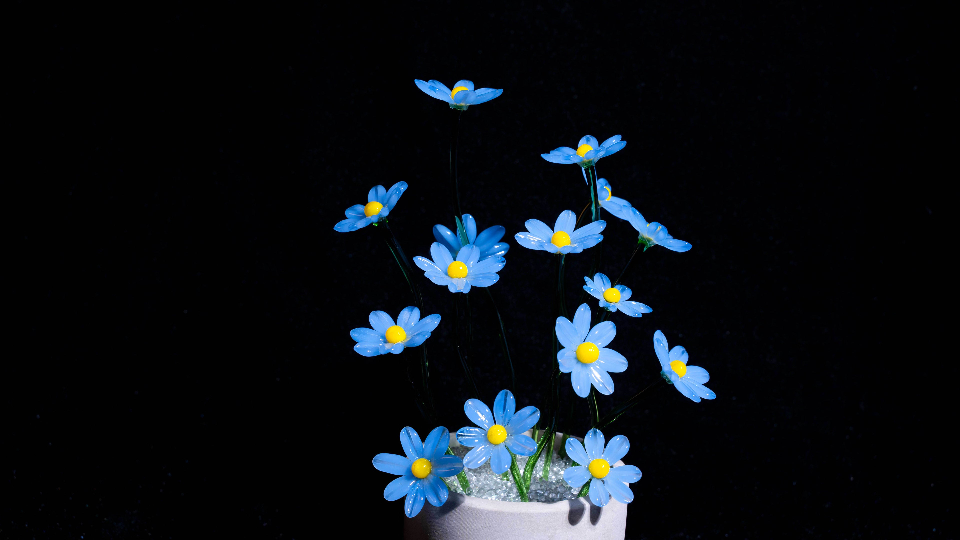Blue Liuli Crystal Daisy Bonsai (Vitality and Hope)