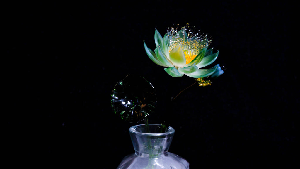 Green LiuLi Crystal Lotus（Health and Longevity）