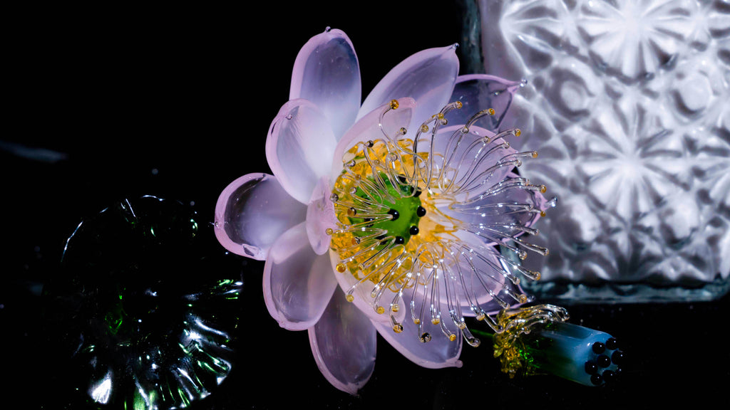 Pink LiuLi Crystal Lotus（Health and Longevity）