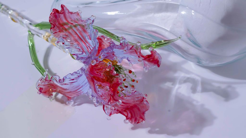 Red Liuli Crystal Iris (Wisdom and Enlightenment)