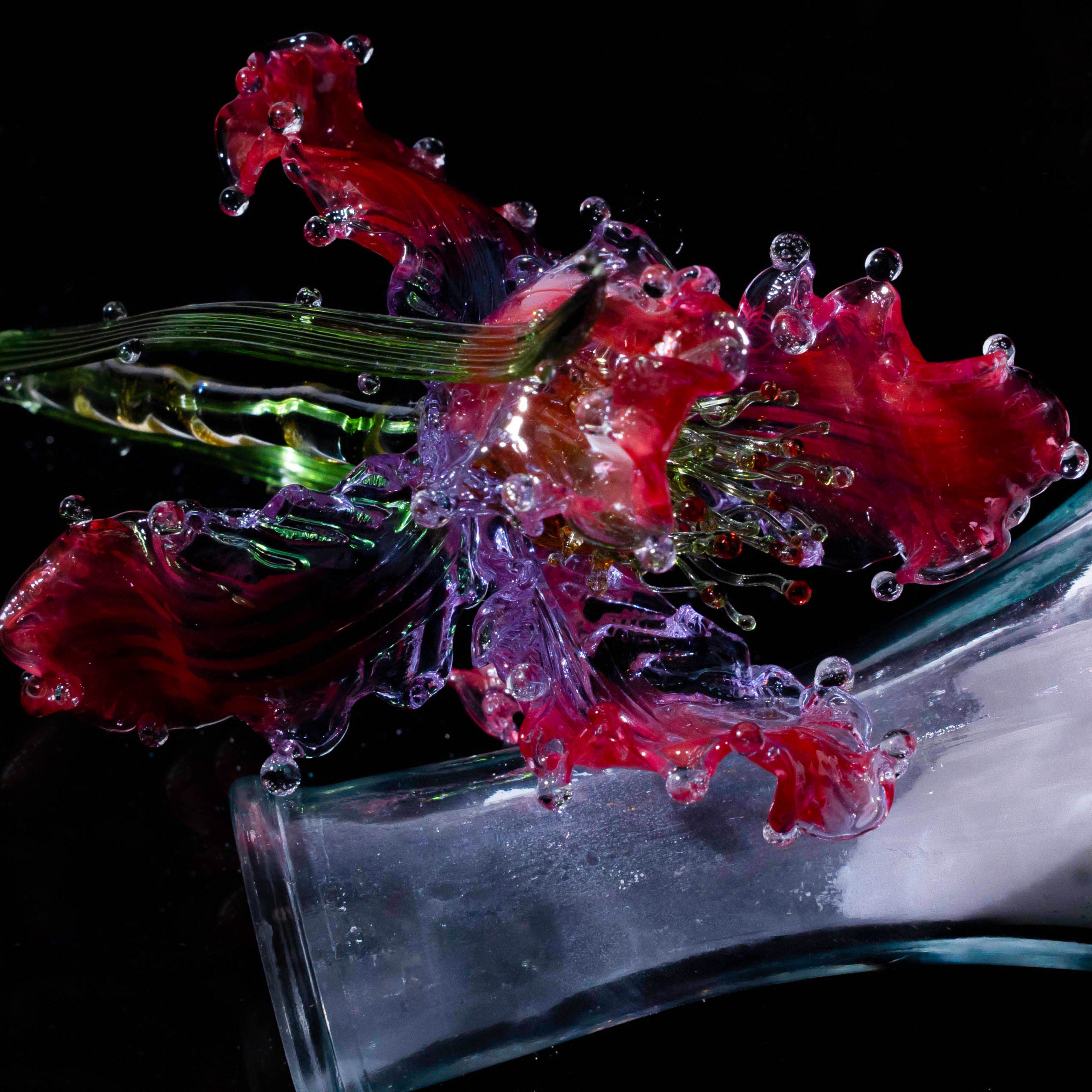 Red Liuli Crystal Iris (Wisdom and Enlightenment)